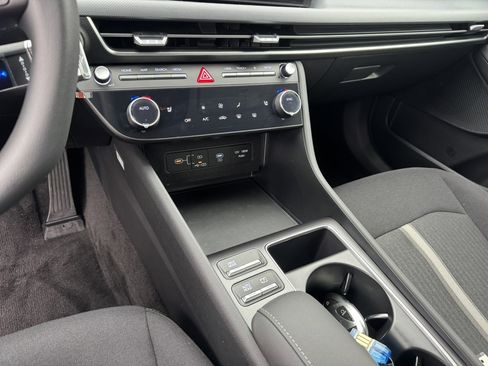 New 2025 Hyundai Sonata SEL image 23