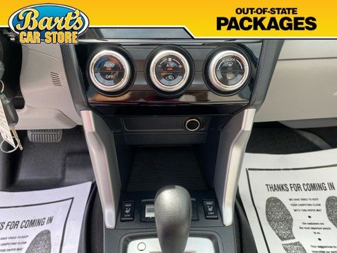 Used 2017 Subaru Forester 2.5i Premium w/ All-Weather Package AWD/4WD image 32