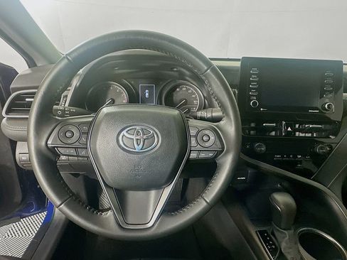 Used 2023 Toyota Camry SE image 11