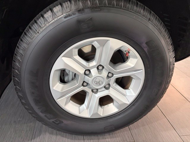 Used 2018 Toyota 4Runner SR5 RWD image 25