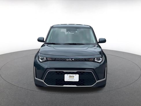 Used 2025 Kia Soul LX w/ LX Technology Package FWD image 4