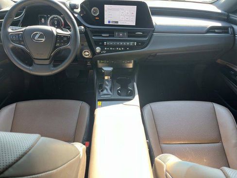 Certified 2025 Lexus ES 350 w/ Premium Package FWD image 14