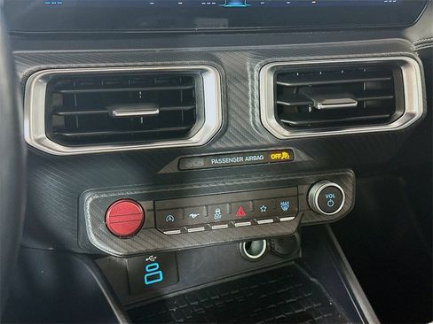 Used 2024 Ford Mustang Premium image 20