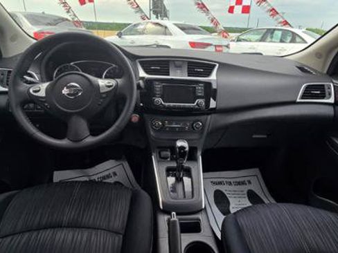 Used 2016 Nissan Sentra SV FWD image 16