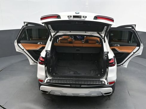 Certified 2024 BMW X5 xDrive40i w/ Premium Package AWD/4WD image 52