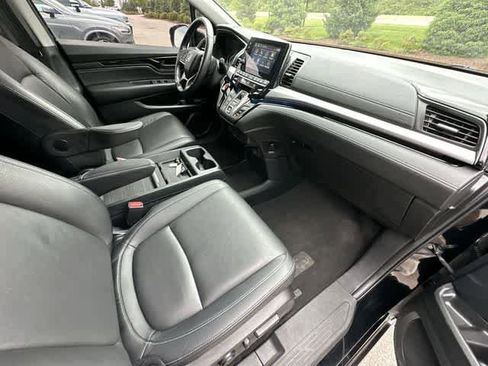 Used 2023 Honda Odyssey Touring image 23