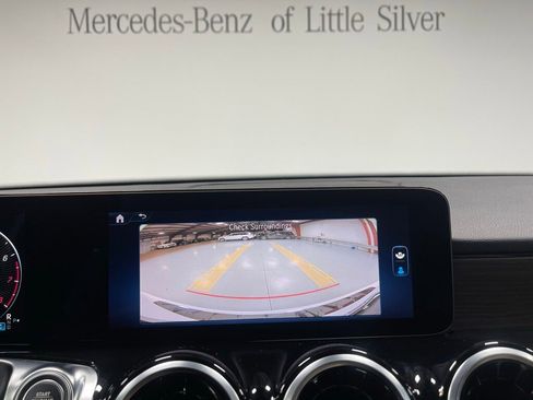 Used 2026 Mercedes-Benz GLB 250 4MATIC image 34