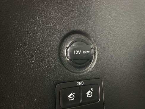 Used 2021 Hyundai Palisade SEL w/ Premium Package AWD/4WD image 34