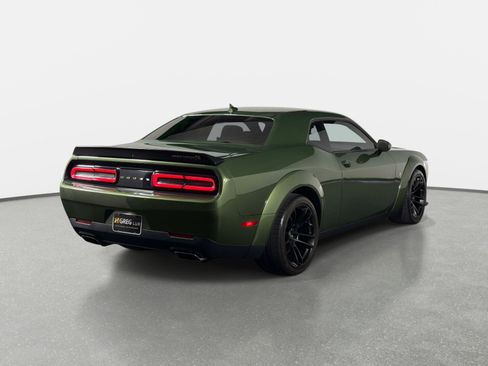 Used 2023 Dodge Challenger R/T Scat Pack RWD image 3