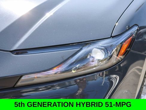Used 2025 Toyota Camry LE FWD image 8