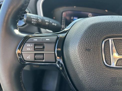 Used 2023 Honda Pilot Elite image 18