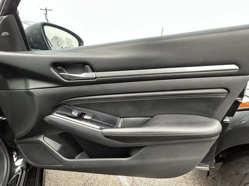 Used 2021 Nissan Altima 2.5 SV image 16