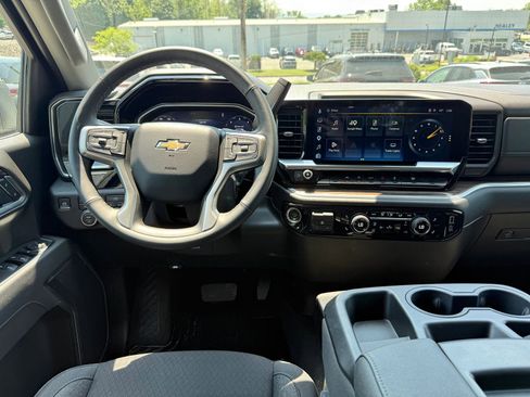 Certified 2026 Chevrolet Silverado 1500 LT AWD/4WD image 22