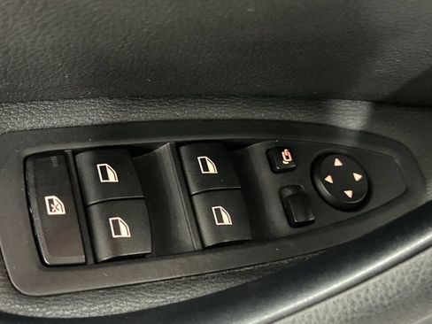 Used 2018 BMW X1 xDrive28i AWD/4WD image 12