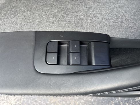 Used 2024 Tesla Model 3 Standard Range RWD image 14