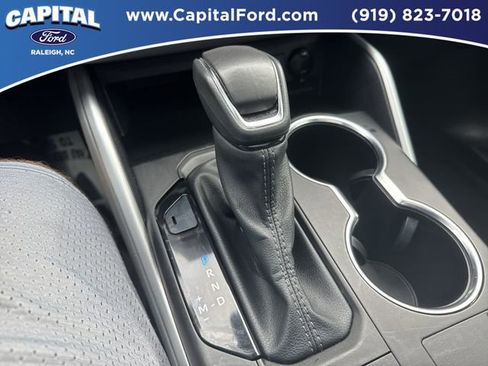 Used 2024 Toyota Highlander XLE image 29