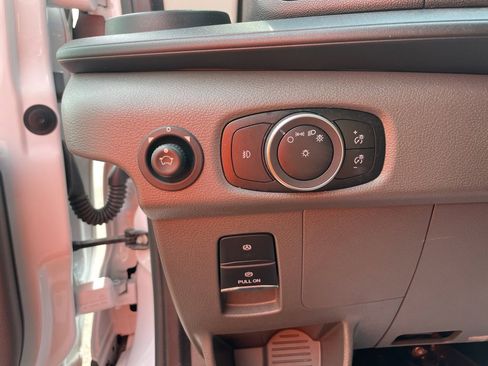 Used 2024 Ford Transit 250 Low Roof w/ Exterior Upgrade Package image 16