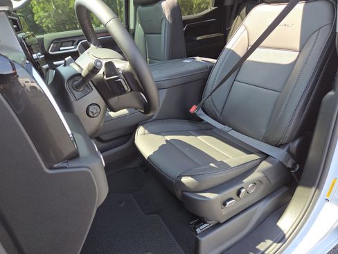 New 2026 GMC Sierra 1500 Denali AWD/4WD image 29