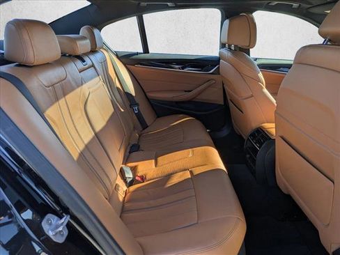 Used 2018 BMW 530e w/ M Sport Package 2 image 20