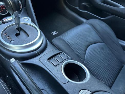 Used 2009 Nissan 370Z Coupe w/ Sport Pkg image 26