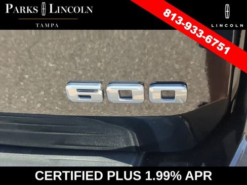 Used 2022 Cadillac Escalade Premium Luxury AWD/4WD image 10