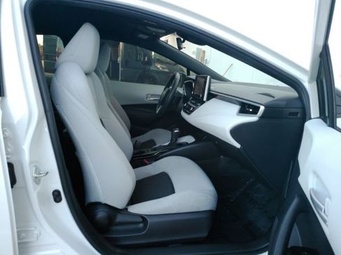 Used 2022 Toyota Corolla SE image 20