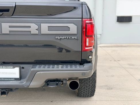 Used 2019 Ford F150 Raptor w/ Equipment Group 802A Luxury AWD/4WD image 9