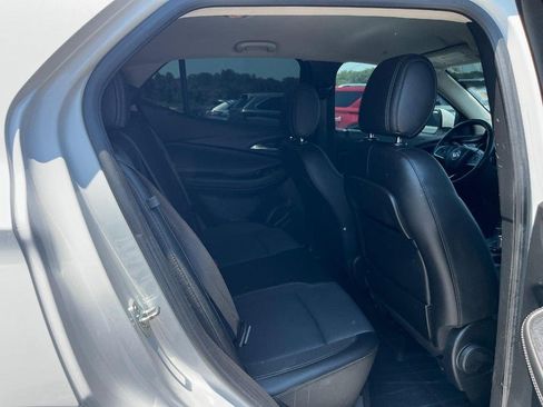 Used 2022 Buick Encore GX Preferred w/ Sport Touring Package image 10