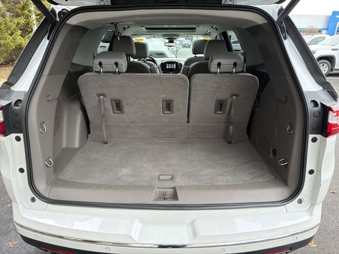 Used 2019 Chevrolet Traverse Premier image 33