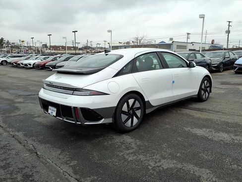 New 2025 Hyundai Ioniq 6 SE AWD/4WD image 3