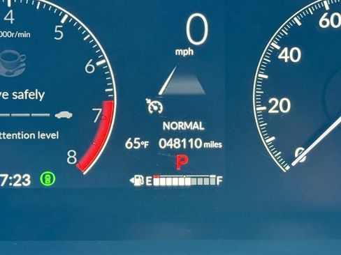 Used 2024 Honda HR-V Sport image 17