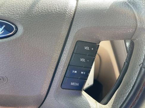 Used 2006 Ford Fusion SE FWD image 26