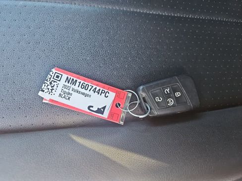 Used 2022 Volkswagen Tiguan SE R-Line image 20