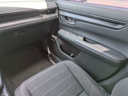 Used 2023 Honda CR-V Sport image 11