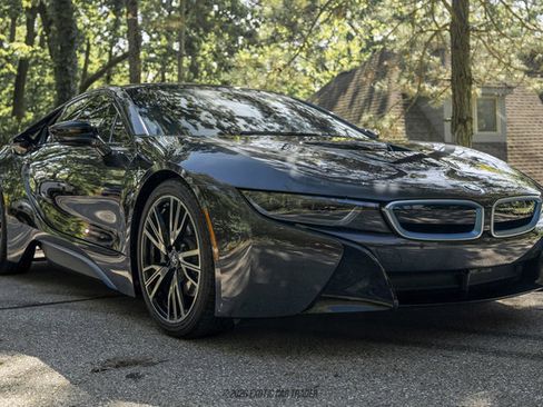 Used 2015 BMW i8 AWD/4WD image 12