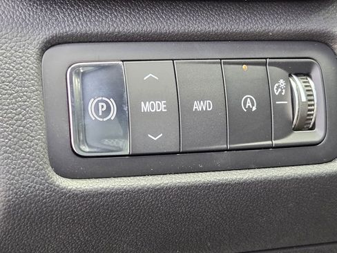 New 2026 GMC Acadia Denali AWD/4WD image 24