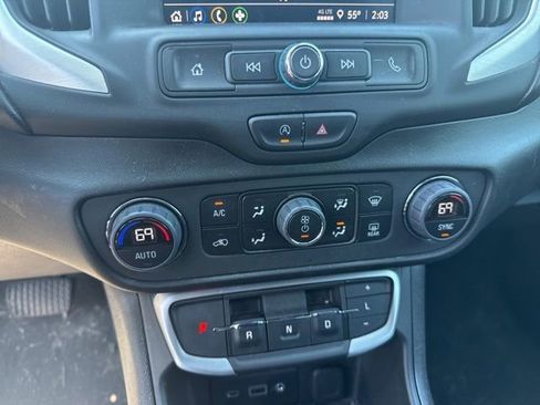 Used 2023 GMC Terrain SLE w/ Driver Convenience Package AWD/4WD image 6