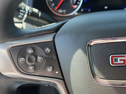 Used 2023 GMC Acadia AT4 w/ Technology Package AWD/4WD image 17