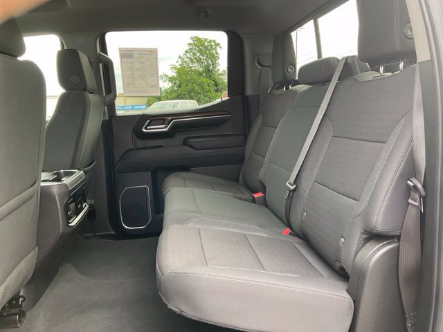 Used 2023 Chevrolet Silverado 1500 LT Trail Boss w/ Convenience Package II AWD/4WD image 9