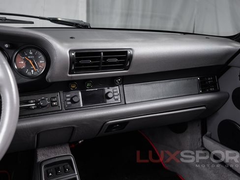 Used 1992 Porsche 911 America Roadster RWD image 40