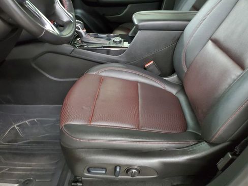 Used 2022 Chevrolet Blazer RS image 13