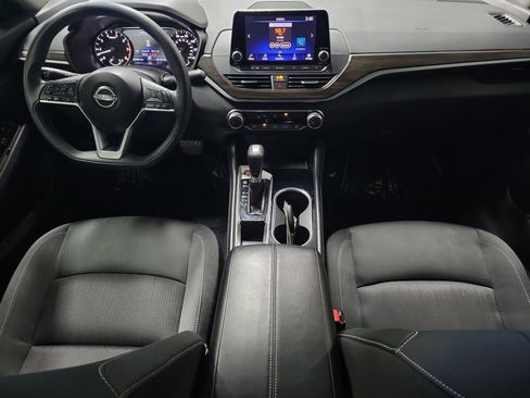 Used 2023 Nissan Altima 2.5 SV image 12
