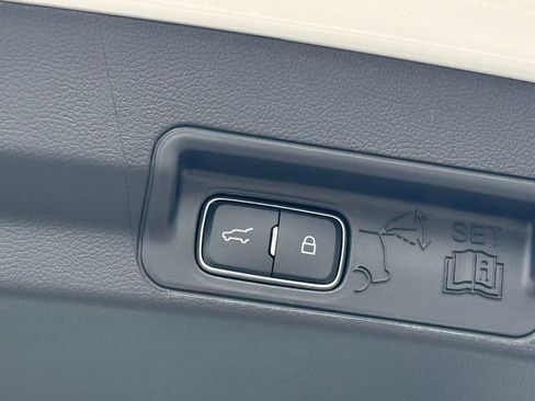 New 2026 Ford Explorer ST-Line image 6