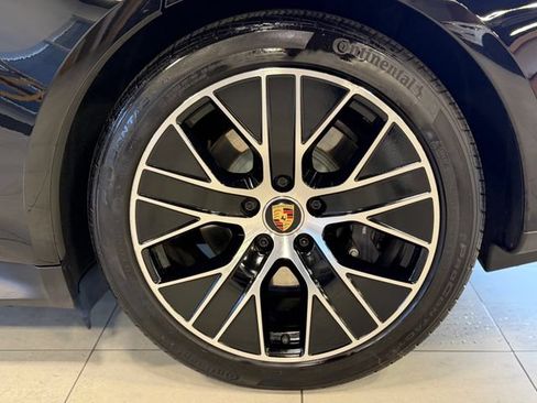 Used 2023 Porsche Taycan w/ Premium Package RWD image 43