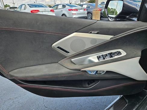 Used 2023 Chevrolet Corvette Stingray Premium Conv w/ Z51 Performance Package RWD image 28