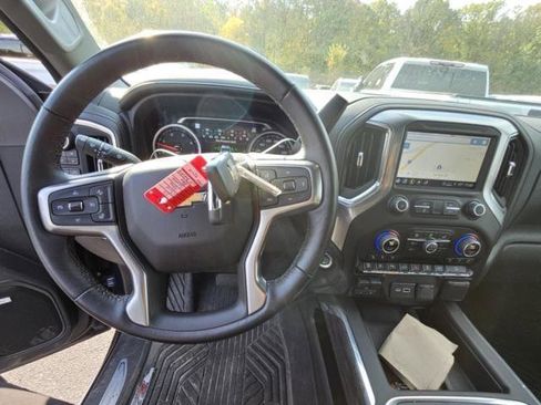 Used 2022 Chevrolet Silverado 2500 LTZ w/ LTZ Premium Package image 8