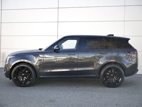 New 2026 Land Rover Range Rover Sport SE AWD/4WD image 4
