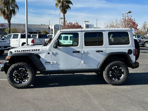 New 2025 Jeep Wrangler Unlimited Rubicon w/ Technology Group AWD/4WD image 3