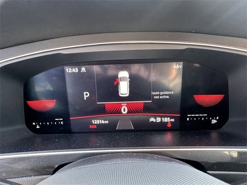 Used 2023 Volkswagen Tiguan SE R-Line image 20