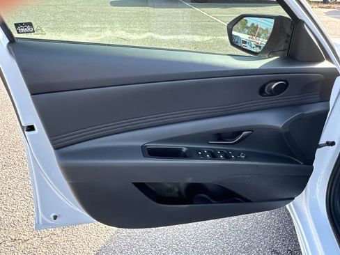 New 2026 Hyundai Elantra Sport FWD image 11